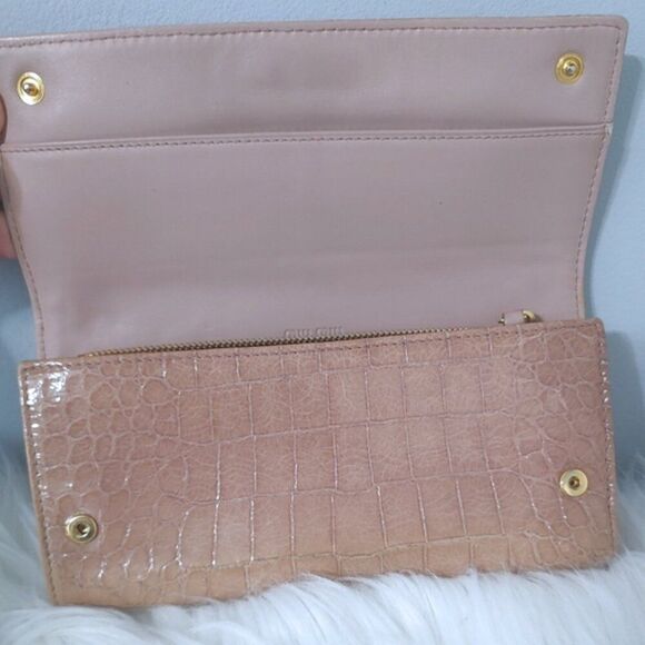 Miu Miu croc-embossed bifold wallet VGUC - Picture 2 of 10